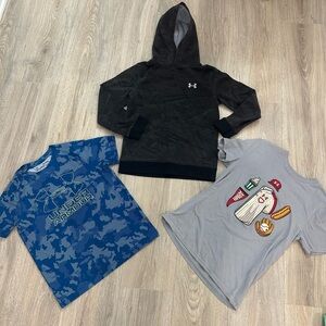 Under armor Boys size M hoodie and tee shirts bundle